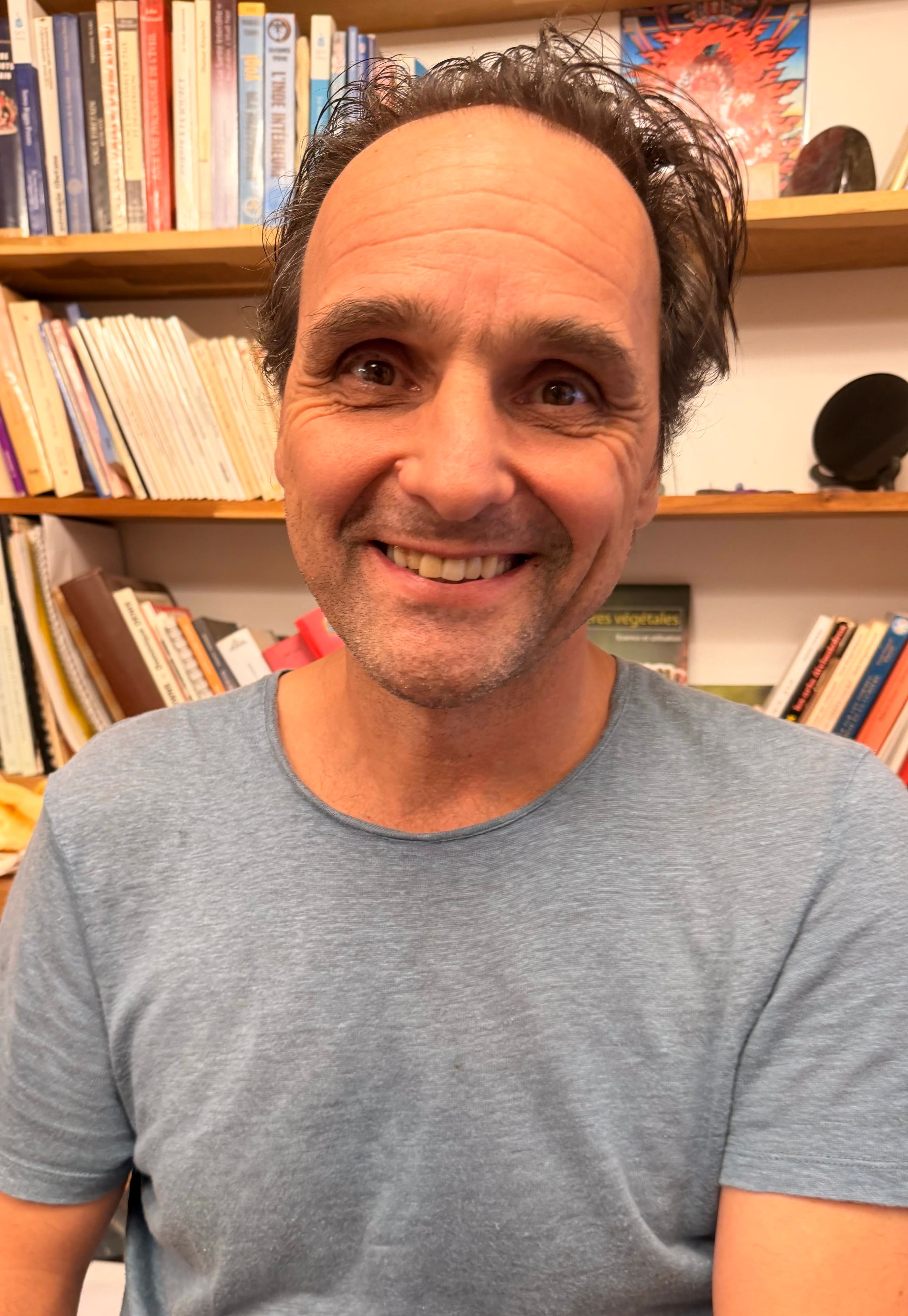 Martial Chételat, praticien en médecine intégrée et médecine tibétaine